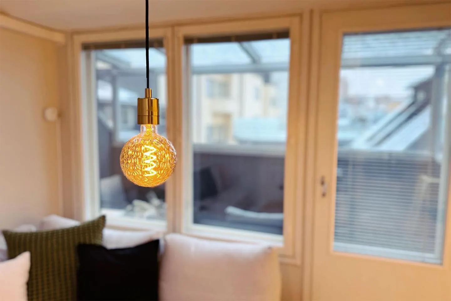 הלסינקי Bright & Modern Scandinavian Attic Suite In City Center פינלנד