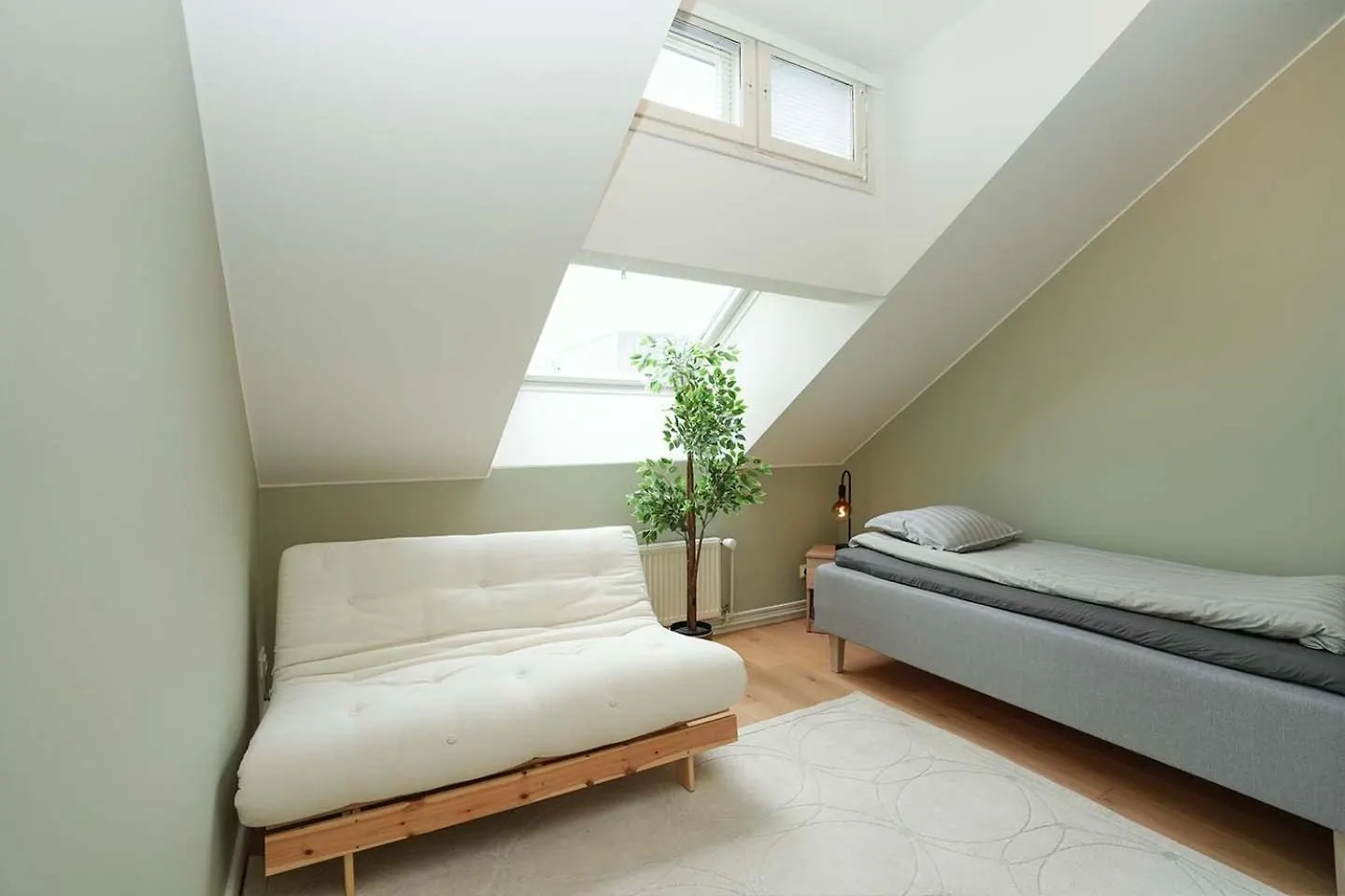 הלסינקי Bright & Modern Scandinavian Attic Suite In City Center 0*,  פינלנד
