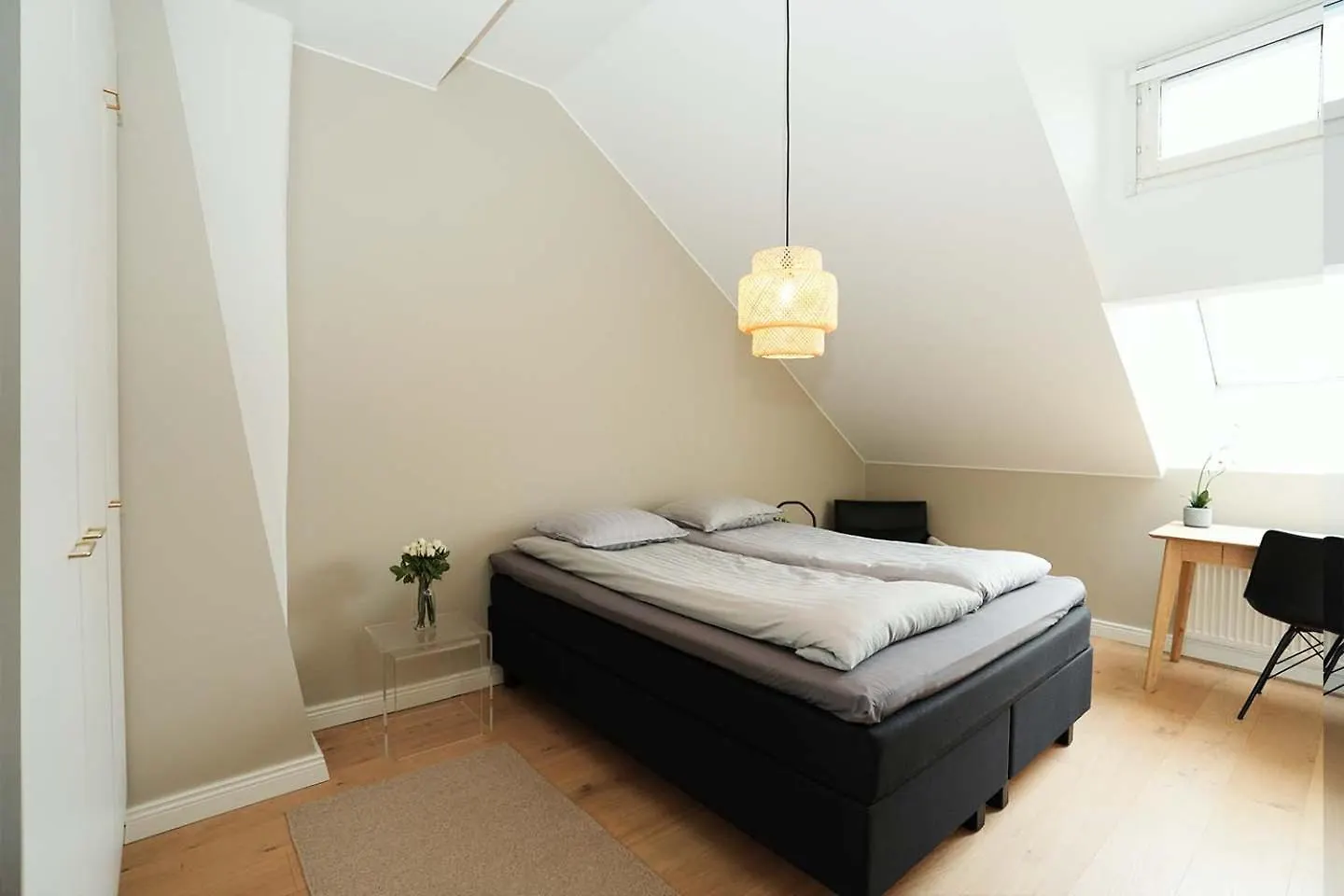 דירה הלסינקי Bright & Modern Scandinavian Attic Suite In City Center